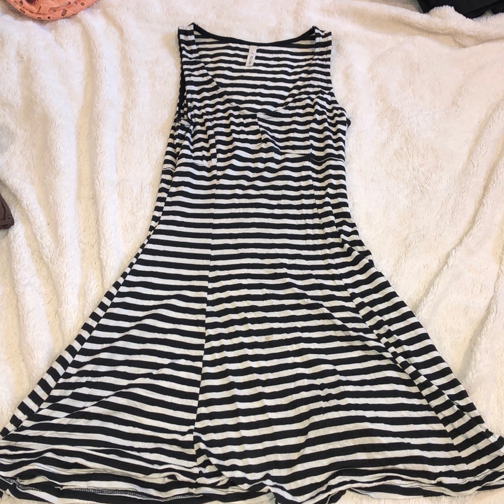 ⭐️stripped dress⭐️